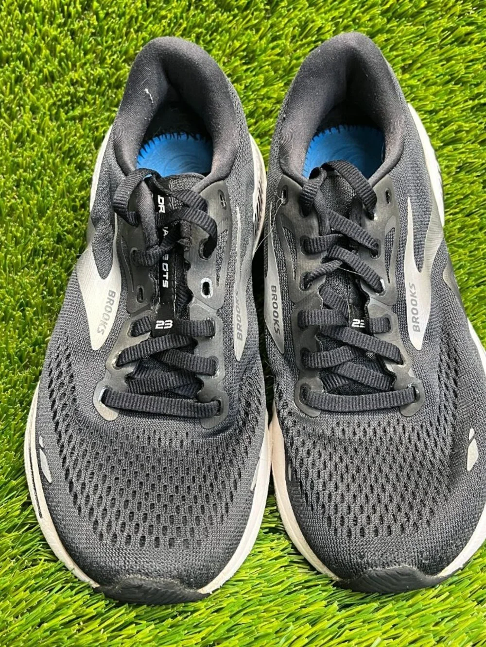 Brooks Adrenaline GTS 23 Womens‎ Size 7 Black Athletic Running Shoes Sneakers